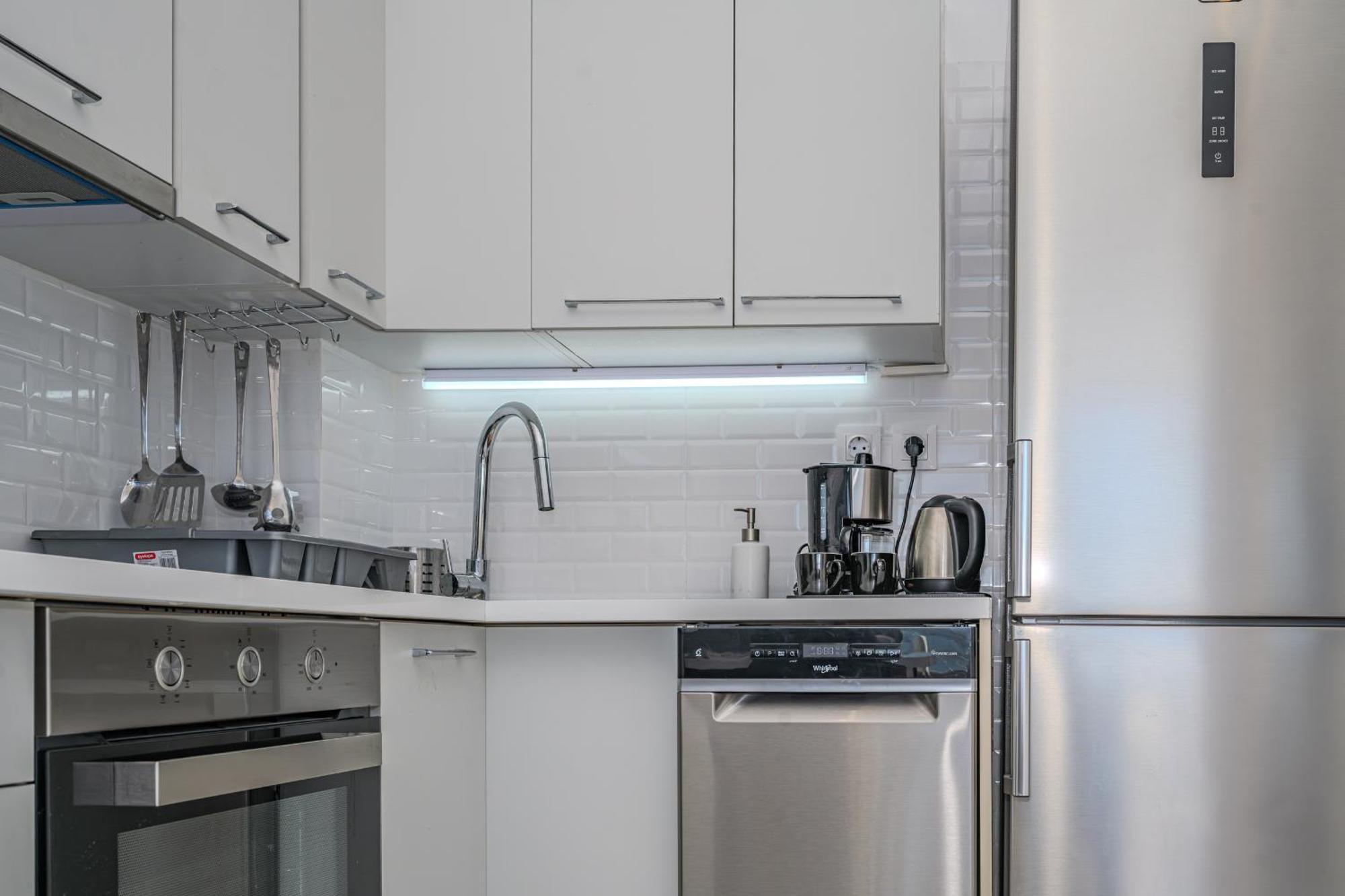 Ble Property Atlas Лутраки Екстериор снимка